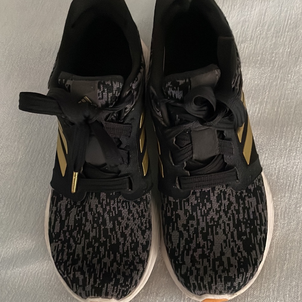 Adidas cloud